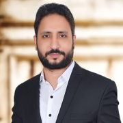 صورة عبد المنعم أديب