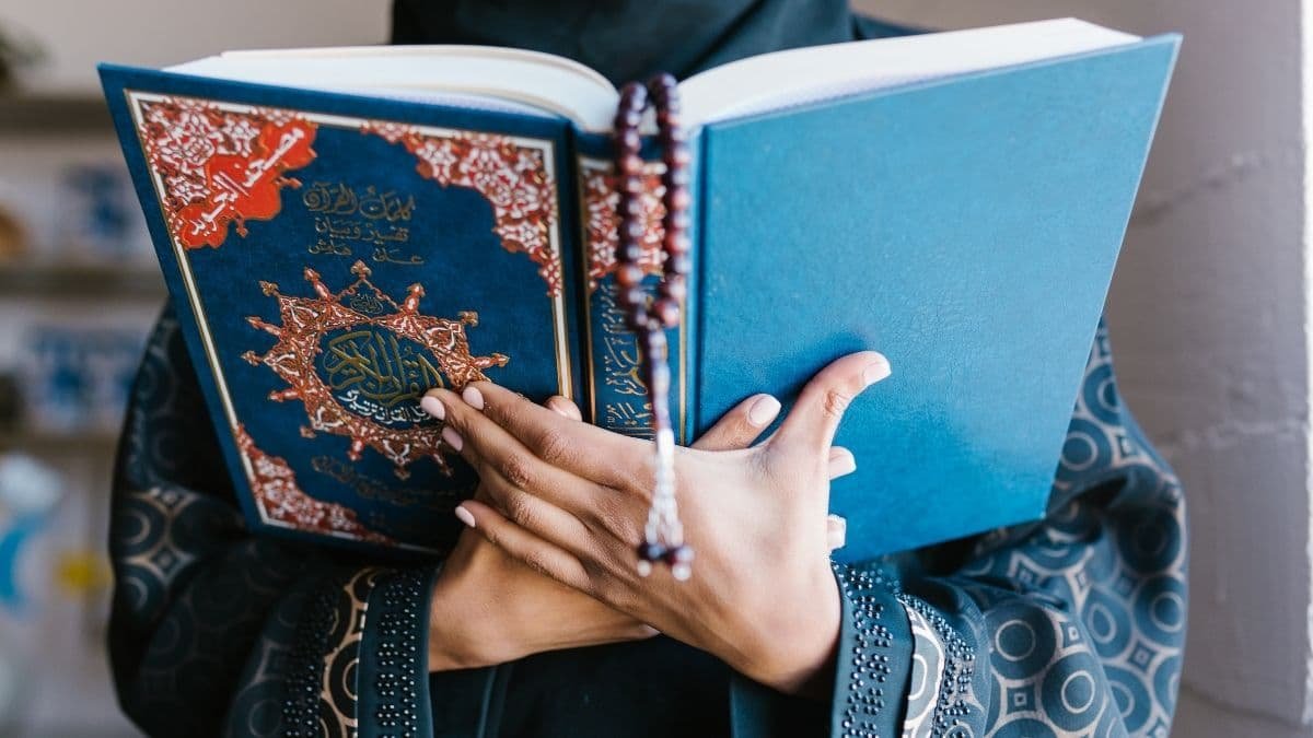 نداء القرآن: بين حرثي الدنيا والآخرة