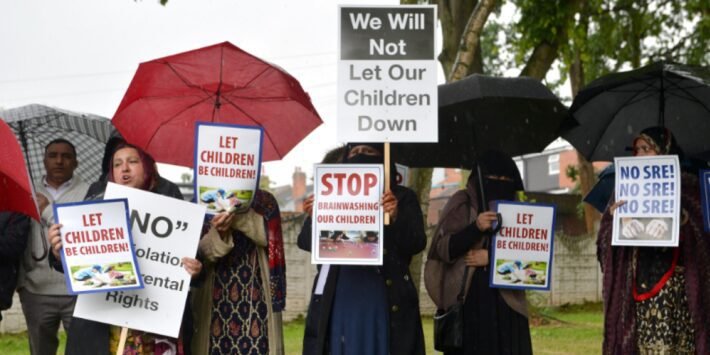 صور لاحتجاجات برمنغهام في إنجلترا